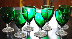 Vtg Set 7 ANCHOR HOCKING FOREST GREEN/ CLEAR BUBBLE FOOT Water Goblets 5 5/8″
