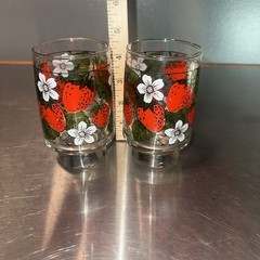 Vintage Libbey strawberry blossom tall tumbler glass Set Of 2.