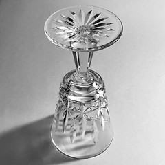 WATERFORD ROSSLARE Claret Wine Glass / FINE IRISH CRYSTAL / Hand Cut / TINY CHIP