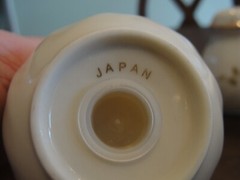MIKASA MONTICELLO SALT & PEPPER SET