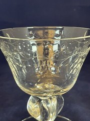 VINTAGE Crystal Stemmed Cordial Glasses Set of 4 Etched Leaves & Berries Grapes