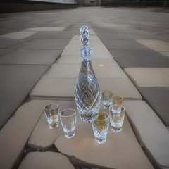 Hoya Japan Lead Crystal Decanter and Set of 6 Glasses