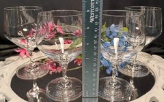 4 Kenneth Cole REACTION Master Glass Lead-Free Crystal Wine Glasses Goblets Set