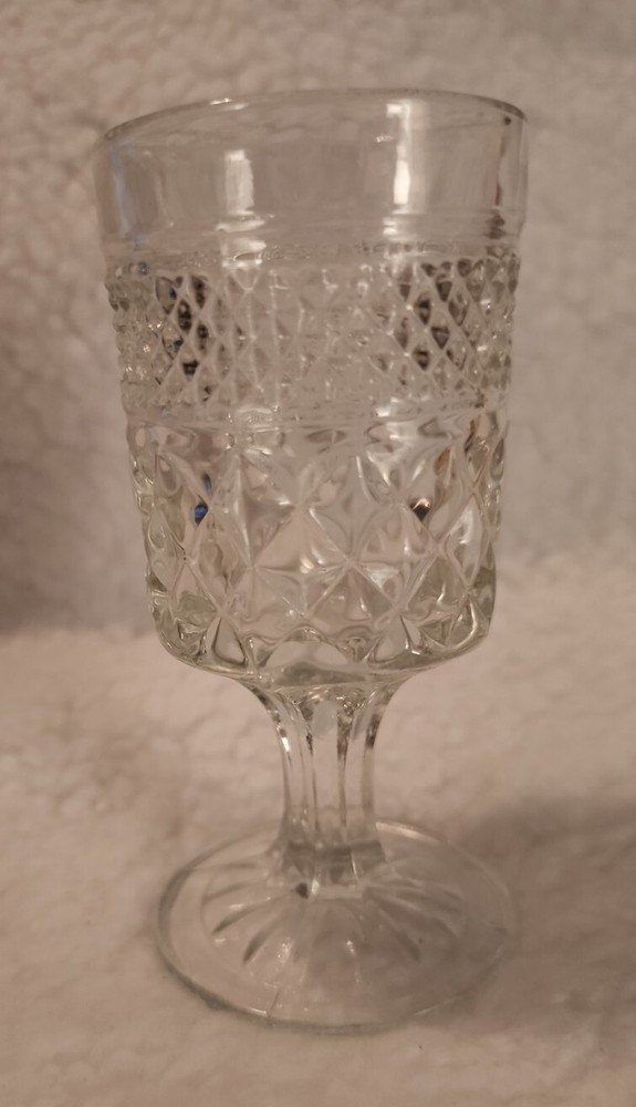 VINTAGE ANCHOR HOCKING WEXFORD WINE OR JUICE GLASS STEMWARE ONE PIECE B14