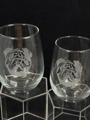 Williams Sonoma English Bulldog Stemless Wine Rocks Glasses Etched Face Pair (2)
