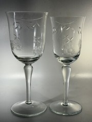 Clear,glass, etched flowers, red&white wine glasses