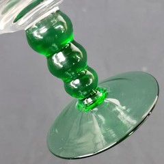Austrian 4 oz Roemer Emerald Green 3 Bubble Stem Wine Glass Etched Grape 4.25″