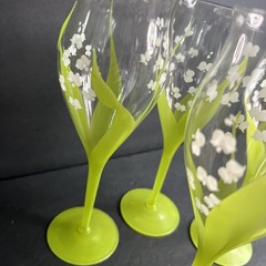 5 SIGNED Gloria Vanderbilt LILY OF THE VALLEY Painted WINE STEMS Goblet #R11