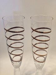 Pier 1 Reddish Brown/Gold Swirline Hand Blown 9″ Flutes Set Of 2 Discontinued