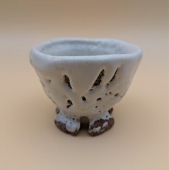 sake cup　”GUINOMI　HAGI-YAKI”　white03