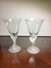 2 Sasaki Crystal Water Wine Glasses Frosted Doves Birds by Etuso Yamagishi