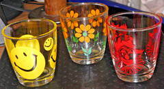 3 VINTAGE SMILEY FACE ~ CLOWN ~ FLOWER 1/2 PINT HAZEL ATLAS SOUR CREAM GLASSES