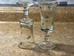 Vintage CLOVER LEAF Stemmed Liquor Cordial Glasses Shamrock (SET OF 2)