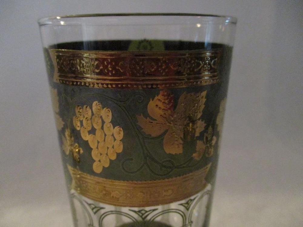 Drinking Glass 5.5″ Tall Clear /Green/Gold Grapes Leaf Multiples Avail Near Mint
