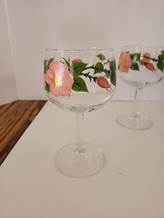 Vtg Franciscan Desert Rose 6.5″ Stemmed Wine Glass 12 oz Glassware, Pink & Green
