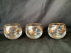 3 Four Leaf Clover/Shamrock 4 oz Round/Tumbler Glasses, 2″ T x 2″ W, Gold Accent
