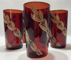 Vtg 5 pc Ruby Red Anchor Hocking 5″ Glass Tumblers Gold Leaves