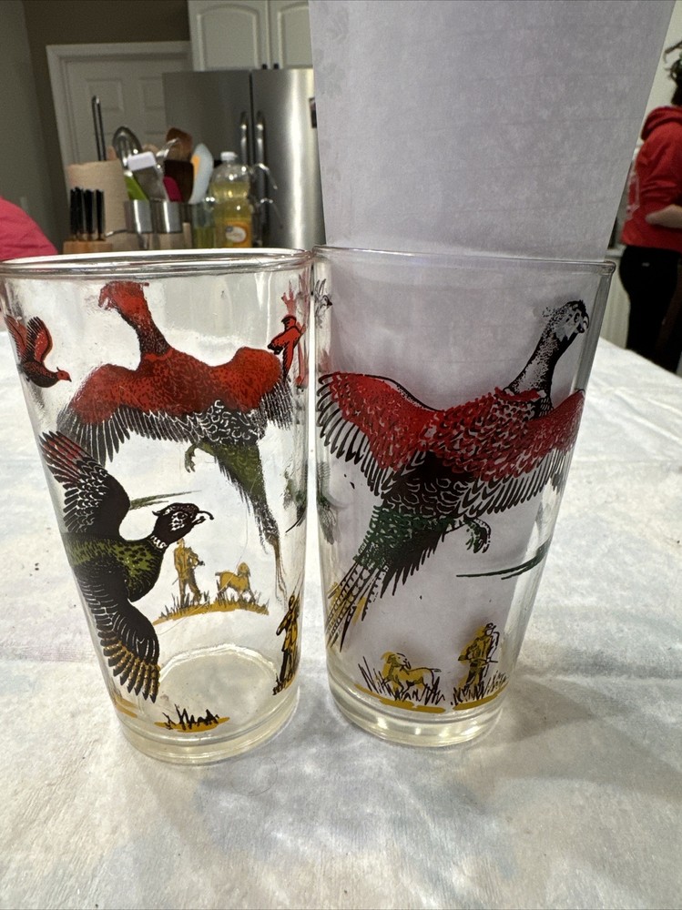 1950s VTG 2 HAZEL ATLAS Pheasant /Duck Hunting Glasses MCM Barware, Rustic Dogs