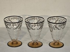 Set Of 3 Silver Etched & Rimmed Amber Bottom Footed 5″ Glass