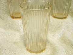 4 Bee & Willow Milbrook 18 Oz Amber Tall Tumbler Drinking Glass Ribbed 2 Labels
