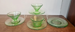 SPIRAL ANCHOR HOCKING GREEN DEPRESSION GLASS EIGHT PIECE SET