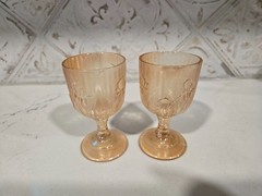 2 Jeannette Iris Herringbone Carnival Iridescent 4″ Wine Goblets