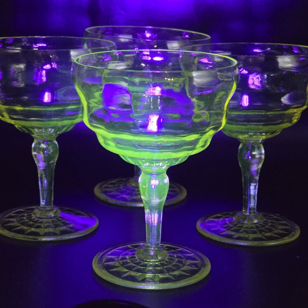 Set of 4 Topaz Uranium Glass Sherbet Champagne Coupes Glasses Depression Glow