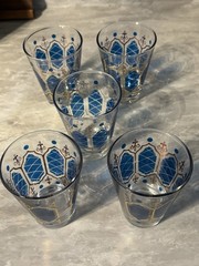 5 MCM Anchor Hocking Blue & Gold Fleur-De-Lis Glasses