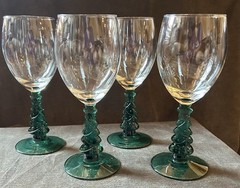 Set of 4 Libbey Glass Christmas Tree 8” Wine Water Goblets Green Figural Stem EC