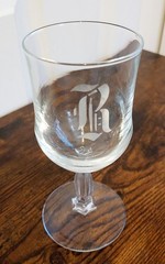 VINTAGE «R» MONOGRAMMED 5oz STEMMED-CRYSTAL REPLACEMENT GLASS 6″H X 2.5″W/1 ct.