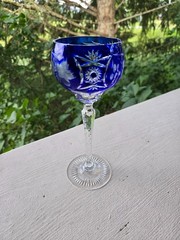 Nachtmann Traube Crystal Wine Glass Cobalt Blue Cut to Clear 8 1/8″ Germany