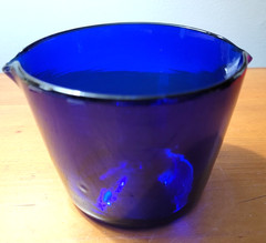 Stunning VTG Glass Cobalt Blue Double Spout Wine Rinser 3.75″ Tall x 6.5″ L