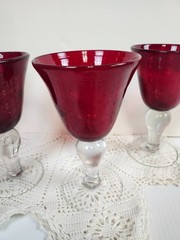Artland Hand Blown Wine Glass Iris Ruby – Set of 4 – 6.5” 8 oz – Seeded Bubbles