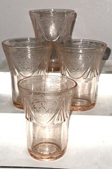 4 Hazel Atlas ROYAL LACE PINK 3 1/2″ – 5 OZ JUICE TUMBLERS