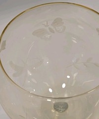 **NEW** Lenox Butterfly Meadow Yellow Etched Balloon Wine Glass 9” tall (FJ)