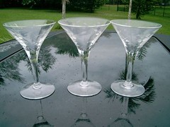 SET OF 3 VINTAGE FLORAL WHEEL CUT CORDIAL GLASSES 5″ DELICATE STEMMED GLASSES