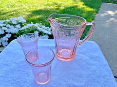 3 Pc set Jeannette CHERRY BLOSSOM PINK Depression Glass PITCHER & 2 Tumblers