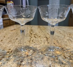 Vintage Etched Coupe Cocktail Glasses Set of 5 Frosted Grape Design Stemware