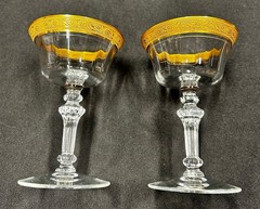 Pair Crystal Champagne Coupe Glasses with 24K Gold Minton Rim – THERESIENTHAL