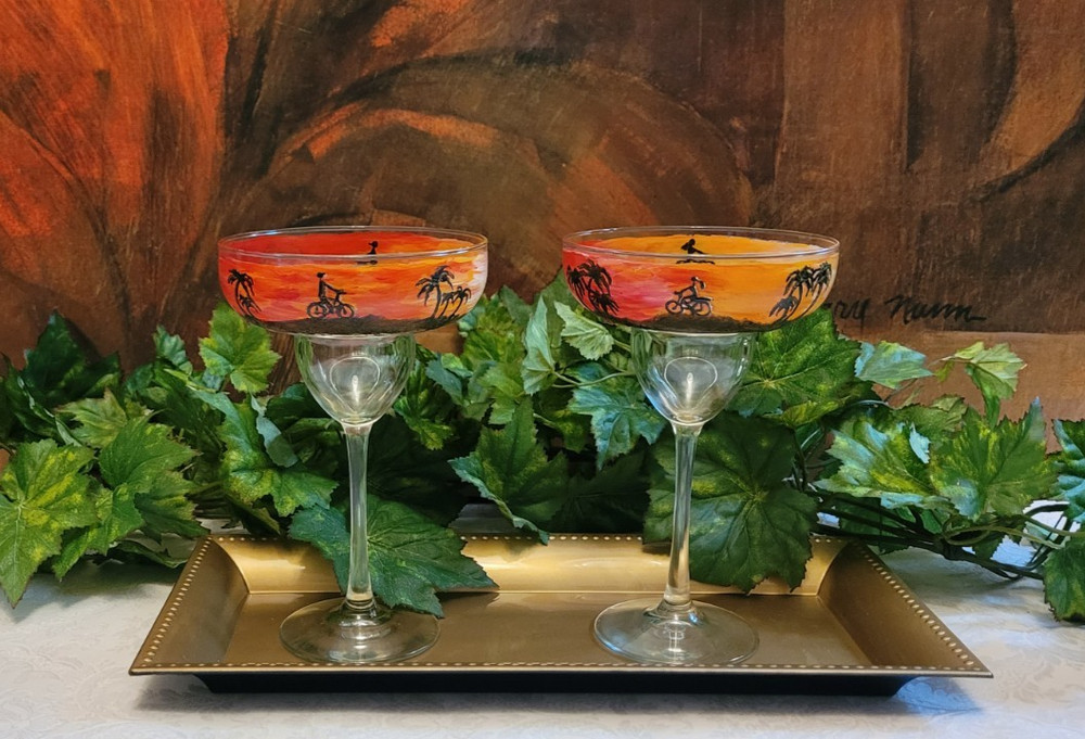 Hand Painted Margarita Glassware Sunset Palm Tree Boy Girl «Meet-Up» Silhouette