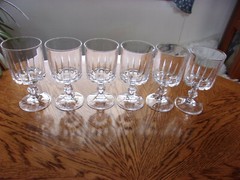 Wine RCR Cut Crystal 6 1/8″ Knob Stem Vertical Cut – Set of 6
