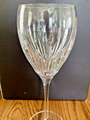 Waterford Crystal Southbridge 9” Stem Wine Glasses – Set Of Four- New in Box