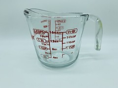 Vintage Anchor Hocking Oven Basics 16 oz.(2 Cups) Measuring Cup Red Letter