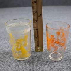 Vintage 1951 Welch’s Kids Cartoon Glass & Orange Parlor Scene Juice Tumblers