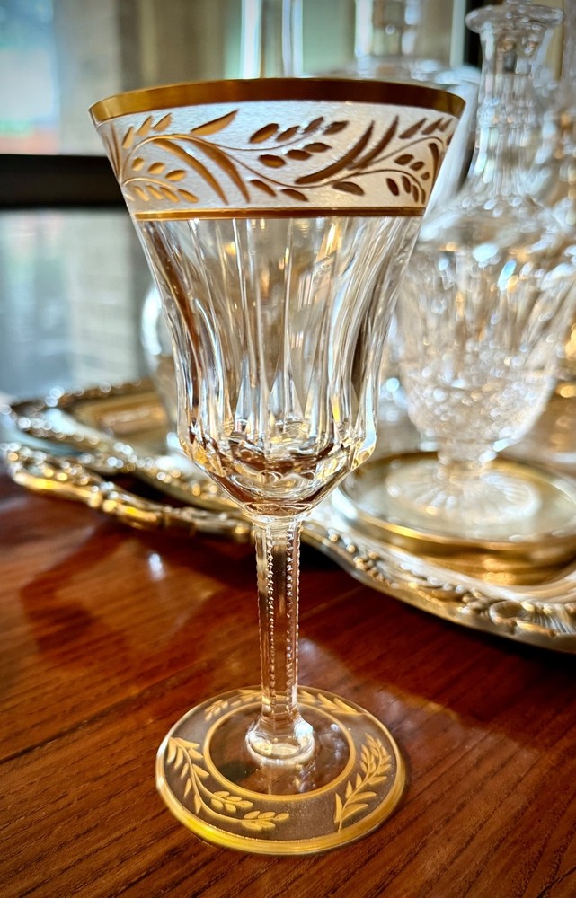 Val St Lambert Cambrai D’Or Clear – Frosted Trim Wine Glass 6″ tall EXCELLENT