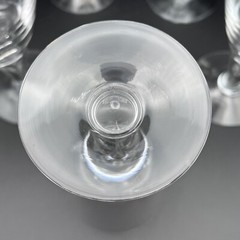 7 Skruf Clear Teardrop Air Bubble 6 oz Stockholm Wine Glasses 5 3/4″ Holiday