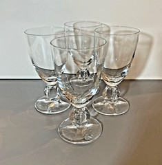 4 SCHOTT ZWIESEL Conte Clear 5.25″ Wine Glasses Faceted Stem Blown Glass GERMANY
