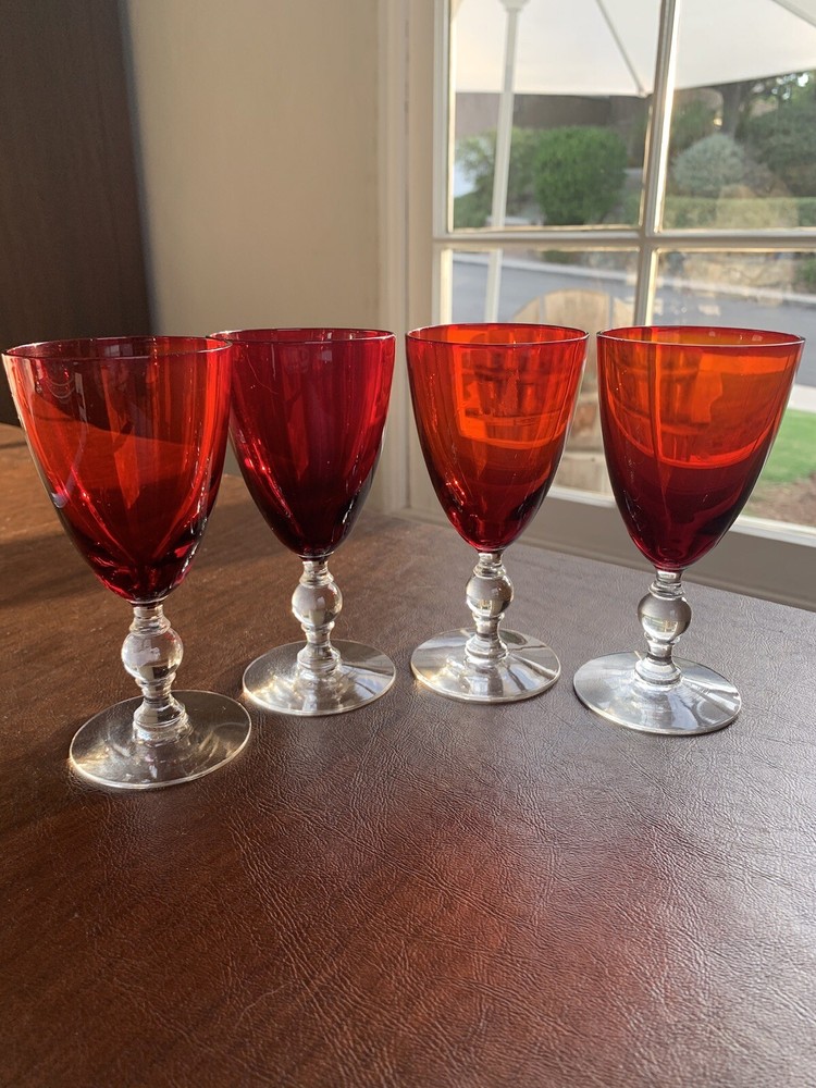 4 Ruby Red Wine/Cordial 5 1/4 in clear stemmed glasses Holiday Cheer!