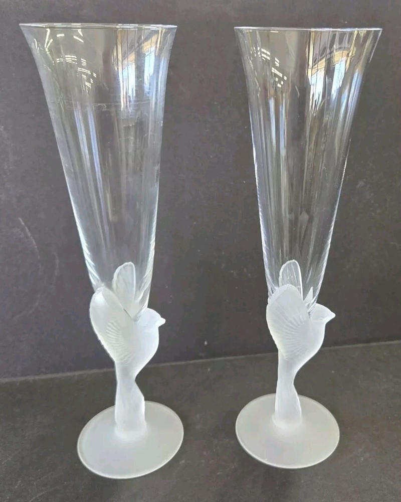 Set Of 2 Sasaki Wings Frosted Dove Birds Champagne Flutes 9.25″