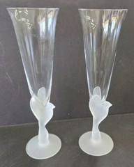 Set Of 2 Sasaki Wings Frosted Dove Birds Champagne Flutes 9.25″